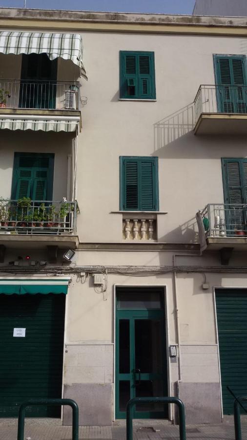 Bari, Puglia. Centrale E Facile Da Raggiungere !! 外观 照片